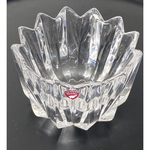 Orrefors Sweden Fleur Pattern Crystal Bowl by Jan Johansson # 4517-12 Circa 1980